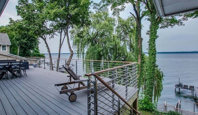 Moon Dance: 4 bedroom private lake home on Seneca Lake in Dresden