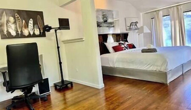 Morningside work Hub 4 beds/2BR, Fiber internet in Sioux City