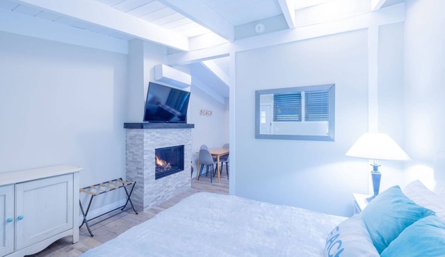 Mountain View Boutique Suite with contactless entry - The Lake at Blue Mountains in Blue Mountains