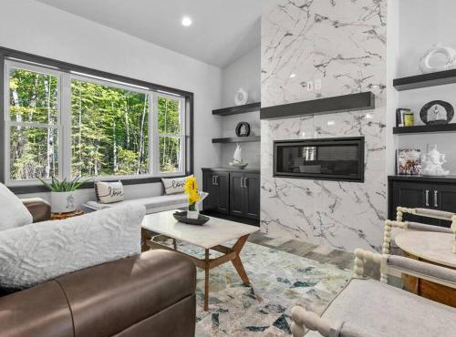 New, charming custom home in Sturgeon Bay