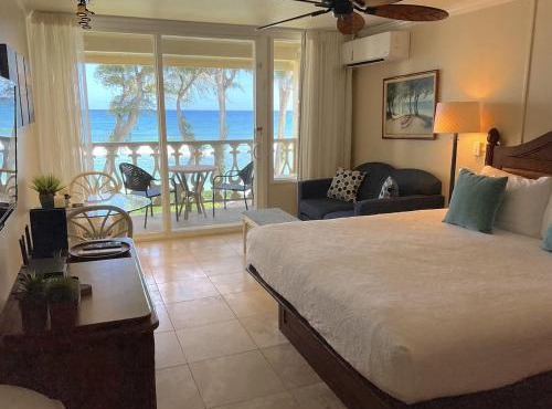 Oceanfront Studio at Islander on the Beach #325 in Kapaa