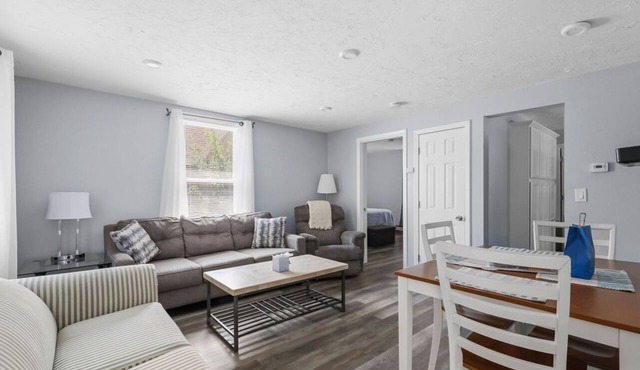 Onset Beach House Retreat | Walk to Shops & Dining in Wareham