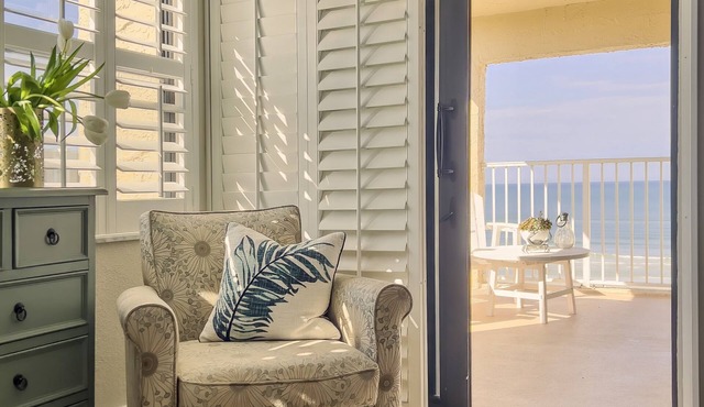 OUR BEACH is OPEN-ALL 5star Reviews! Remodeled with a VIEW! in New Smyrna Beach