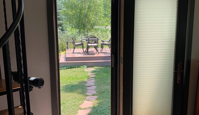 Our Thunder Moon Farm Stay- sleeps 7, framed by wildflowers. 4 miles to GB. in Oneida