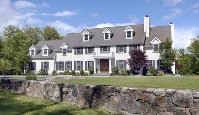 Over Sized Colonial on Private Road. in Pound Ridge