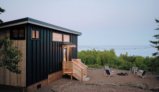 Overlook Tiny Home in Beaver Bay Township