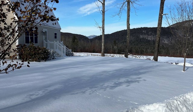 Panoramic Mountain Views in Ossipee