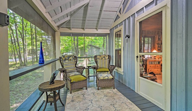 Pet-Friendly 'One Crow Cottage' in Harbor Springs! in Good Hart
