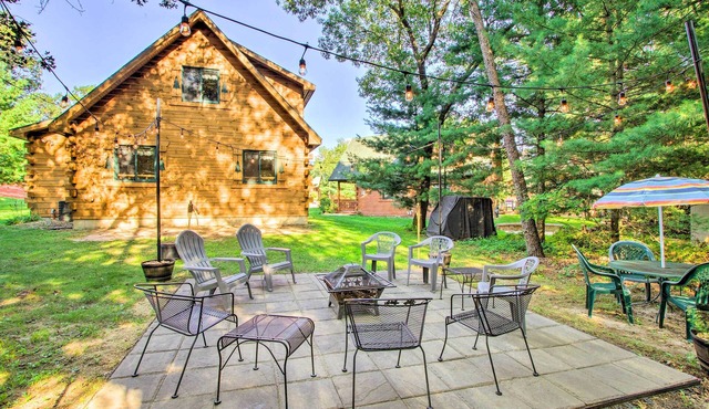Pet-Friendly Warrens Cabin w/Fire Pit! in Warrens