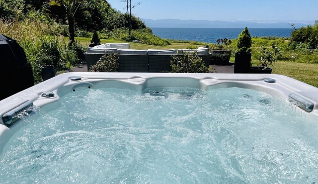Points West Oceanfront Resort 1 Bed Ocean Point Suite B in Sooke