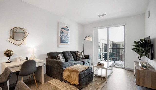 Pool. Free Covered Parking. Washer/Dryer in Unit. in Madison