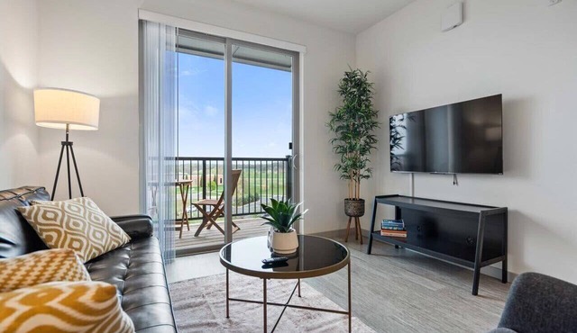 Poolside Apt with Garage & In-Unit Laundry in Madison