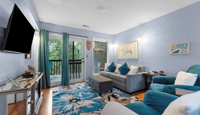 Pretty Peacock: 2BR/2BA near SDC & Lake Access! in Branson West