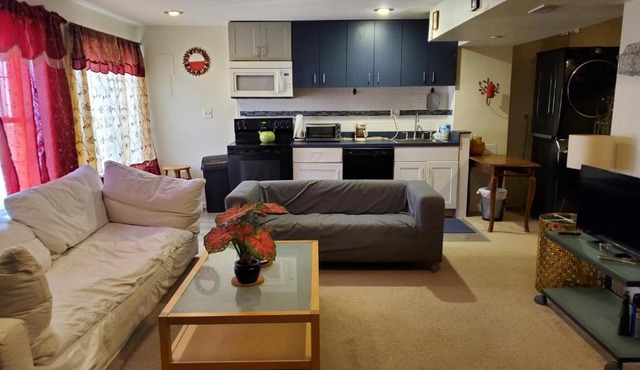 Private 2BR Guest Suite in Woodbridge in Woodbridge