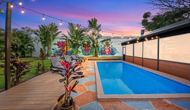 Private Oasis with Heated Pool, Pet Friendly in Pompano Beach
