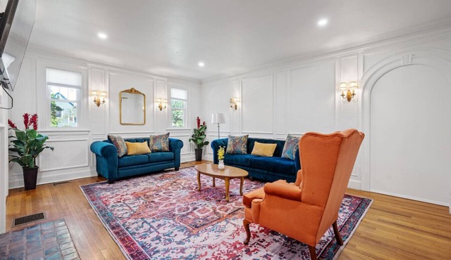 Private, Quiet 3 Bedroom House with Central AC in Worcester