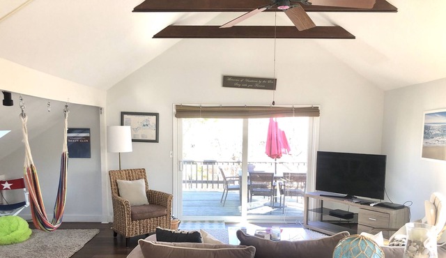 Quiet Updated Private Home on Marthas Vineyard in Edgartown