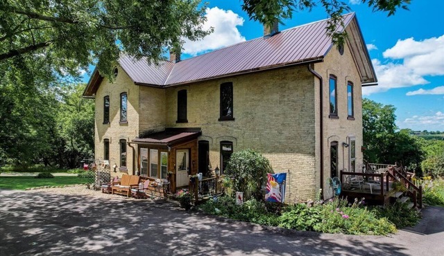 Relax & Reboot in this Charming 2-Bedroom Townhome in Ixonia