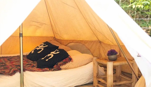 Riverfront Bell Tent Glamping -15 minutes to Bethel Woods Concerts in Harris