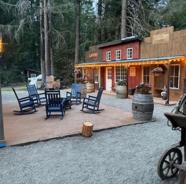 Rushing River Retreat in Idanha