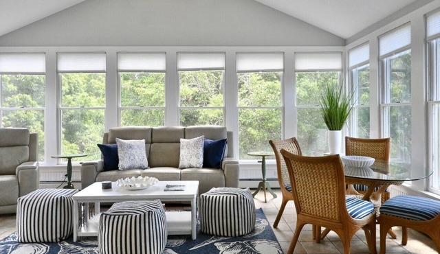 S.S. Escape | Walk to Beaches | Newly Renovated | Dog Friendly in Falmouth