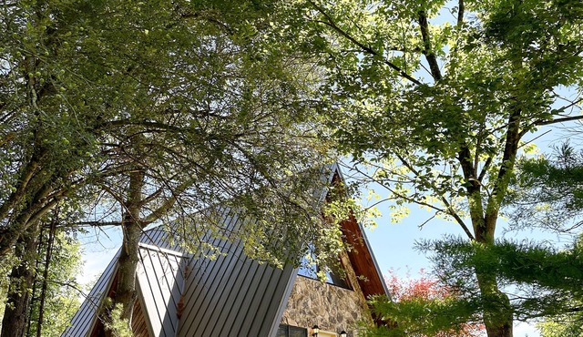 Secluded A-Frame on 22 Acres near Athens in Pomeroy