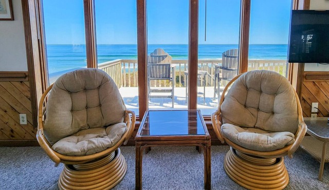 “Shangri-la” is a 4 bedroom, 3 ½ bath oceanfront OBX property in the quaint town of Duck. in Duck
