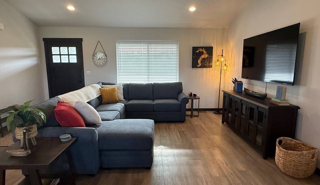 Silverwood 1.6 miles Spacious 4-bedroom house in beautiful North Idaho in Athol