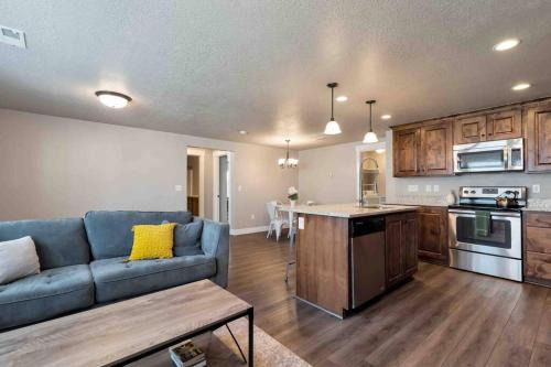 Sleepy Ridge Apt in Vineyard/Orem (Sleeps 6) in Orem