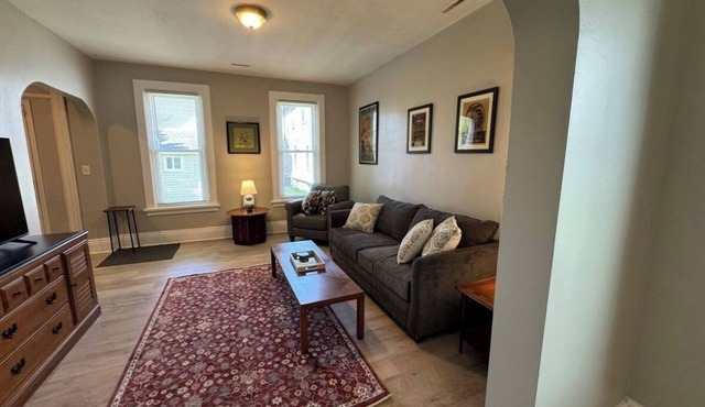 Spacious & Renovated Buffalo Home in 5 Points- Parking, AC, Wifi, and more in Buffalo