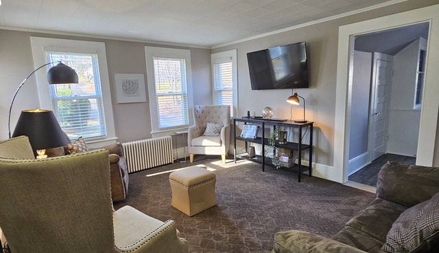 Steele Brook Manor Tranquil get away nestled in Litchfield County. in Watertown
