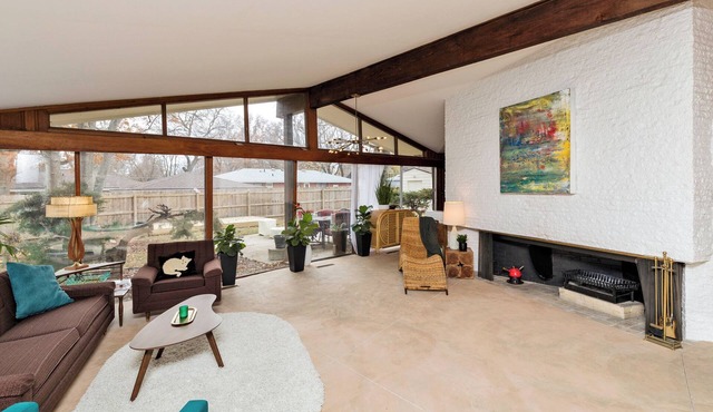 The Draper-Spacious Mid Century Modern MCM California Ranch Home in Des Moines