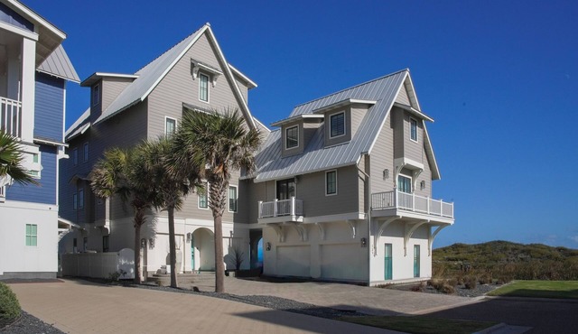 The Luxe Lookout - Private Pool & Breathtaking Beach Views in Port Aransas
