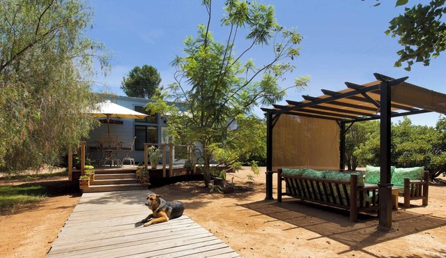 TheTiny Beach House at Coral Tree House in Fallbrook