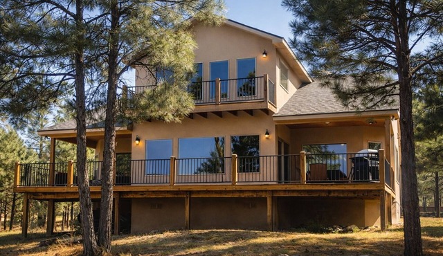 Unbelievable Views, Perfect Location, Ski, Golf, Mountain Home in Ruidoso