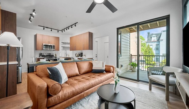 Upscale Double King Suite|4 Beds| Premier Location in Pittsburgh
