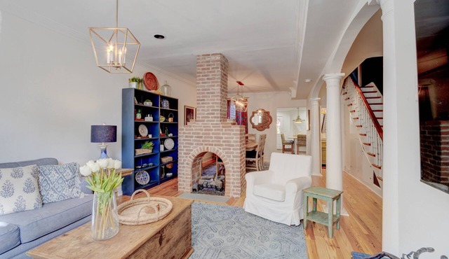 USNA Luxury Home, parking, pet friendly in Annapolis
