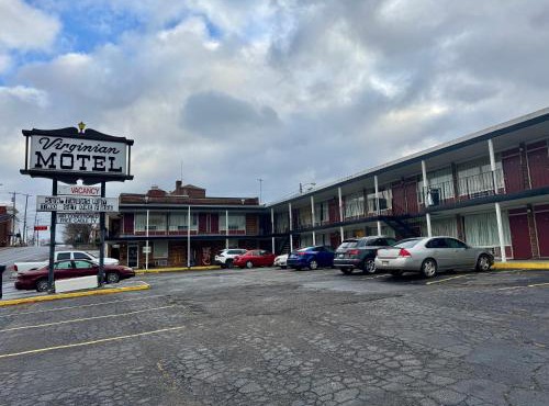 Virginian Motel in Stuart