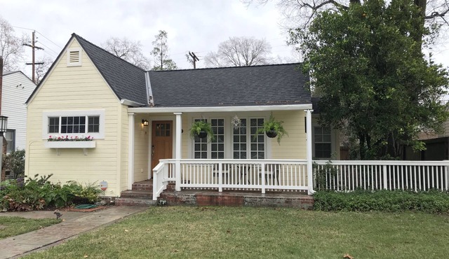 Walking Distance To Downtown Davis in Davis