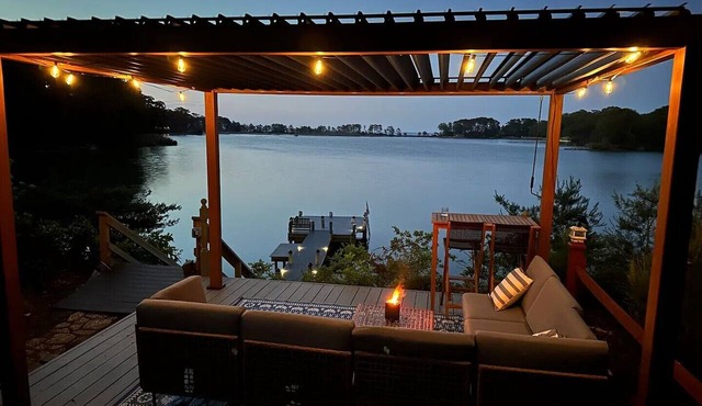 Waterfront Dock + Pergola Deck + Fire Pit + Kayaks + Paddleboards - VistaCove in Heathsville