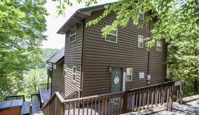 Whatever Floats Your Boat! Norris Lake Waterfront w/Private Dock Sleeps 15 in Speedwell
