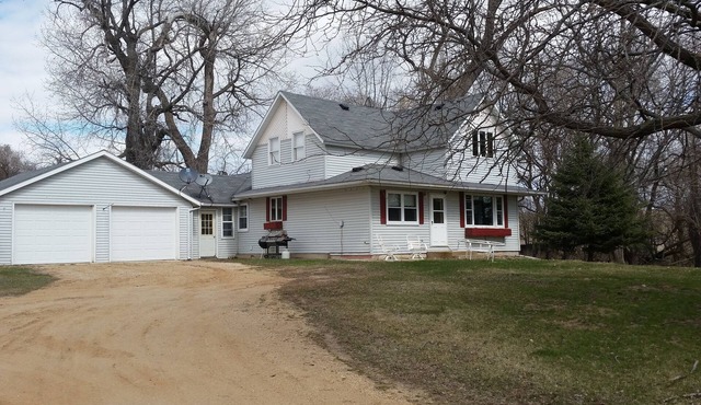 Year-round rental house across from the entrance to Big Stone Lake State Park in Ortonville