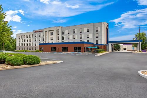 Hampton Inn City 