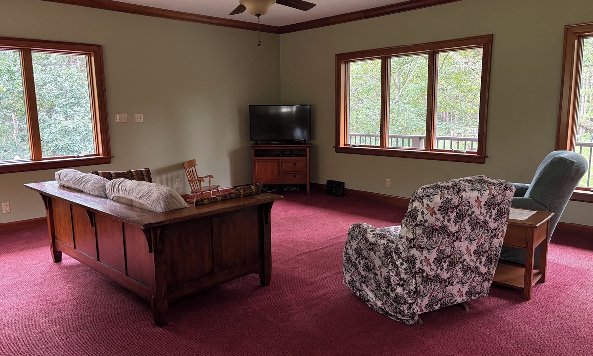 Honey Creek House | 4-bedroom house on 22 acres in beautiful Kettle Moraine