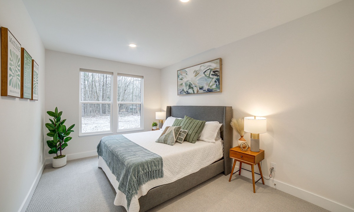 Fennville House | Fennville Vacation Rental: Seasonal Heated Pool!