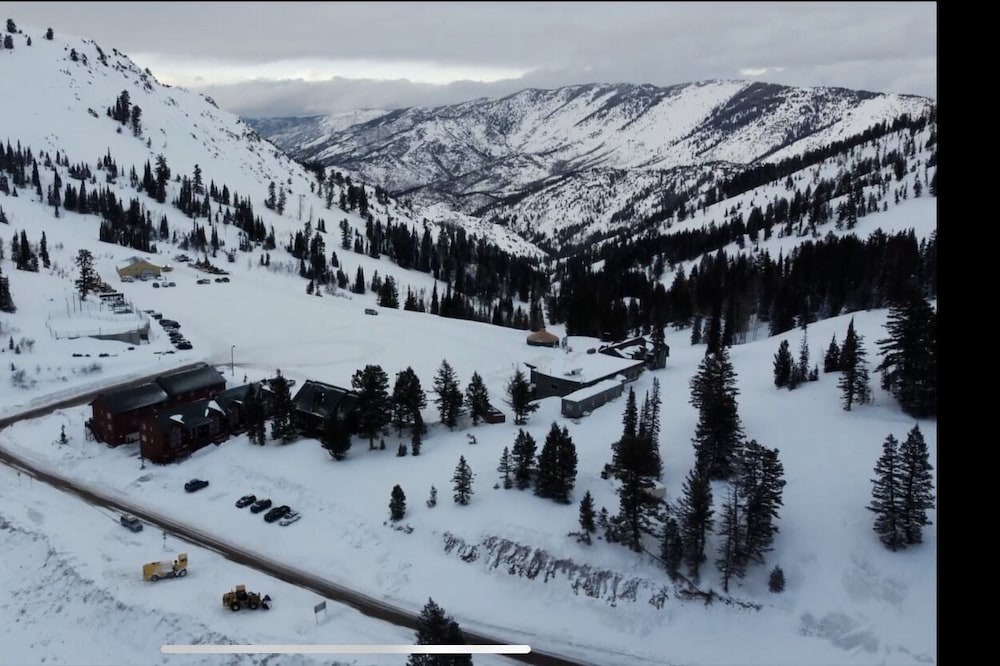 Photo of Others in Powder Mountain