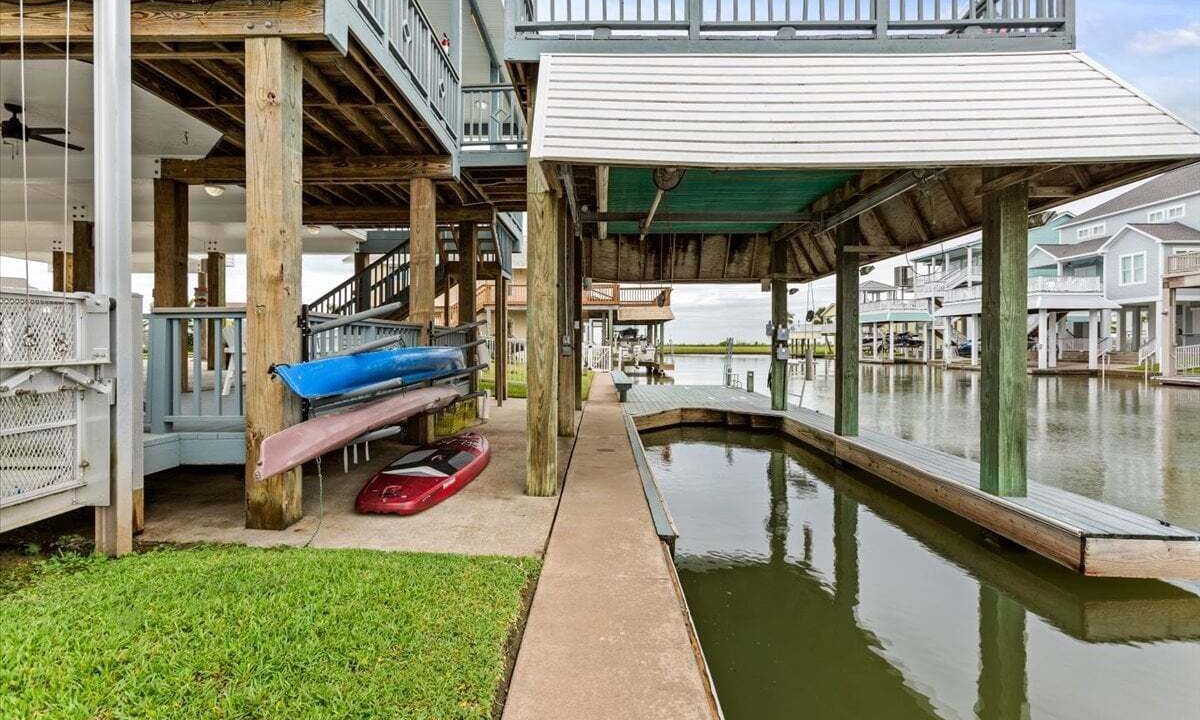 Photo of Outdoor in Jamaica Beach