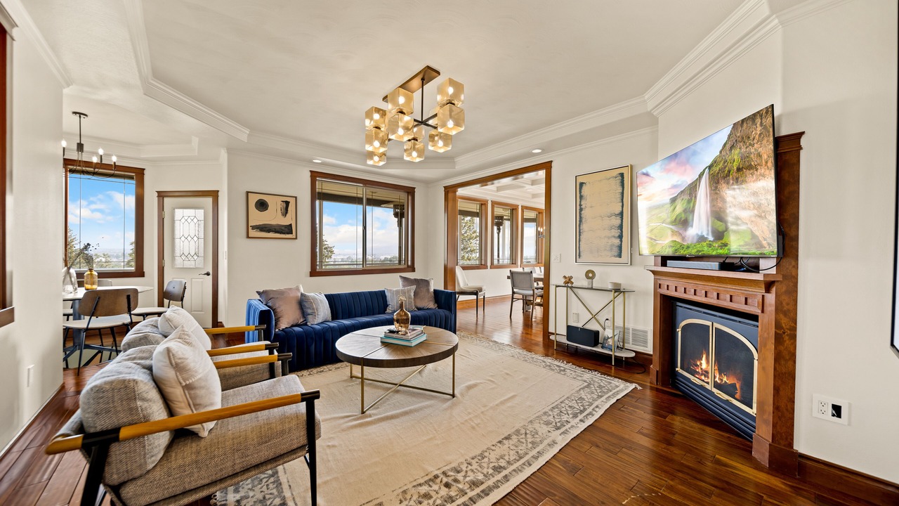 Photo of Livingroom in East Central