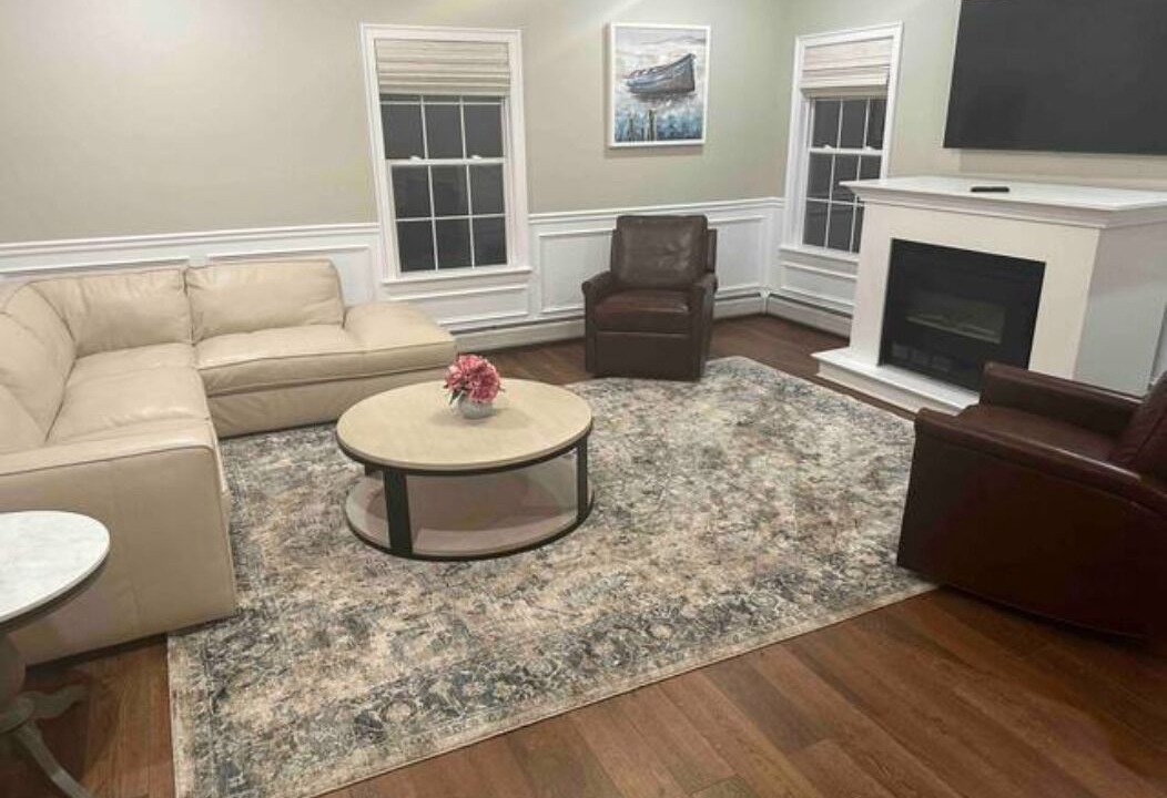 Photo of Livingroom in South Jamesport