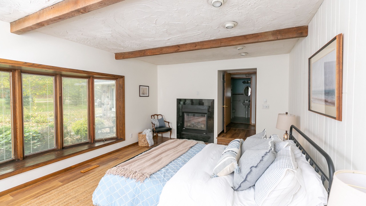 Photo of Livingroom in Summit